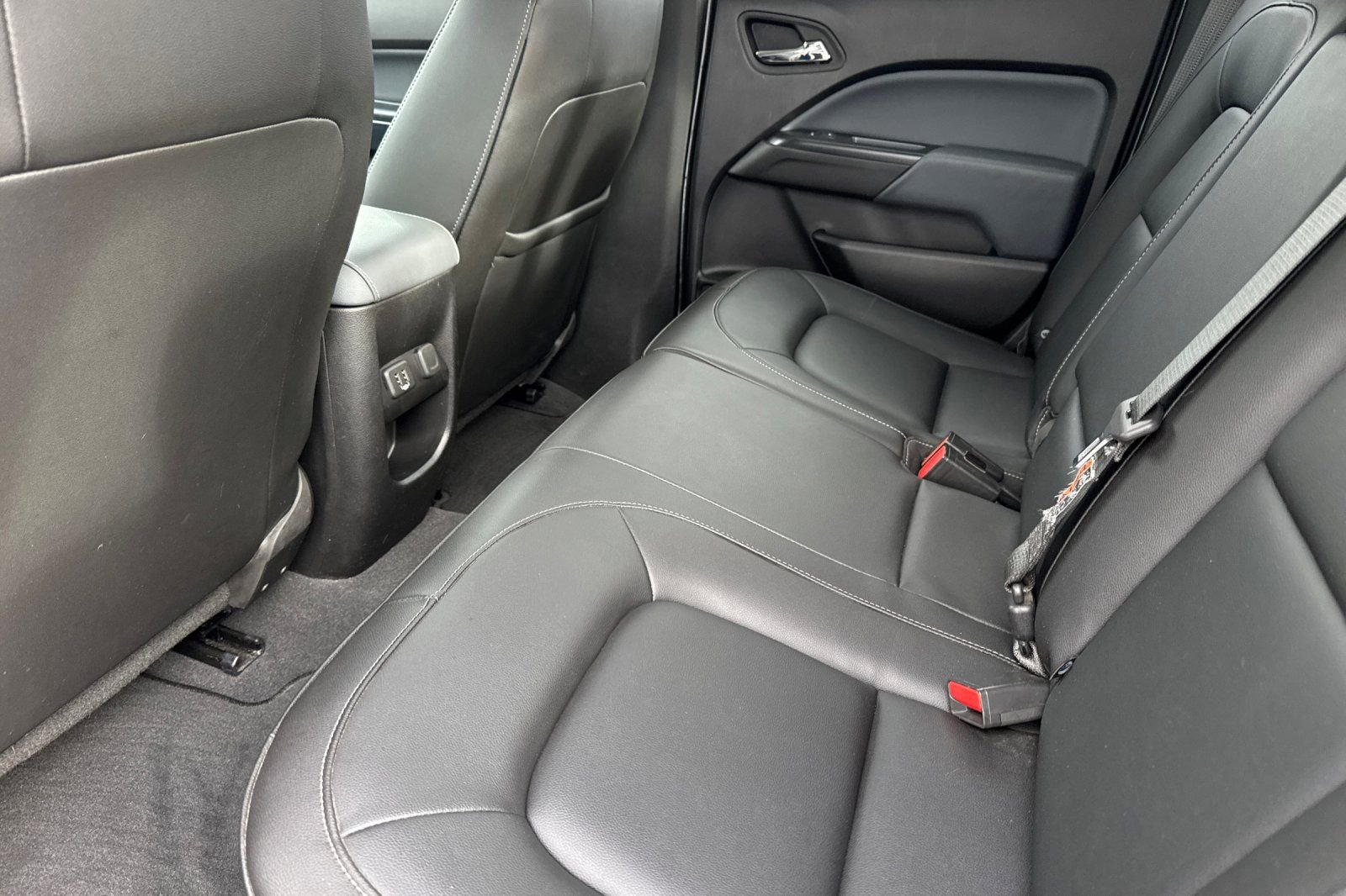 Used 2019 Chevrolet Colorado Z71 image 12