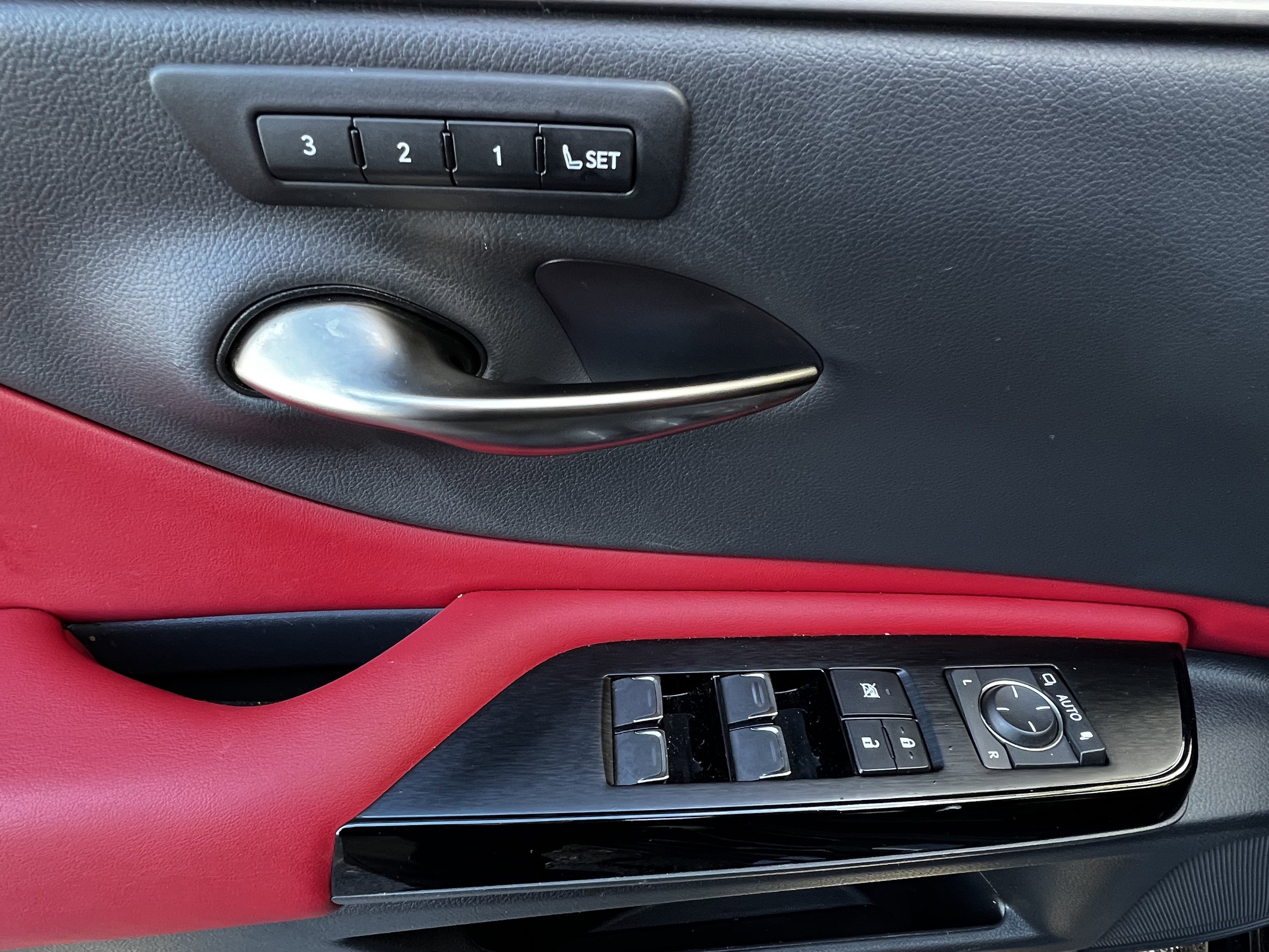 Used 2024 Lexus ES 350 F Sport image 14