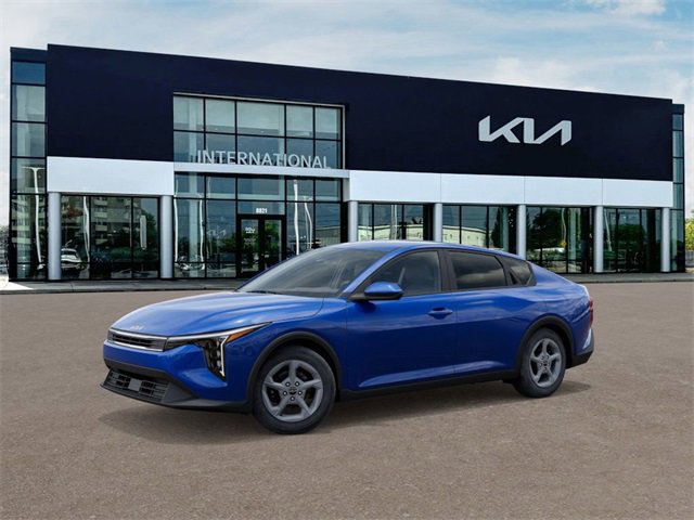 New 2025 Kia K4 LXS image 3