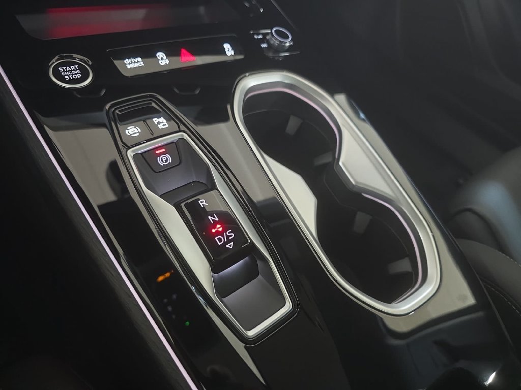 New 2026 Audi A6 Prestige AWD/4WD image 13