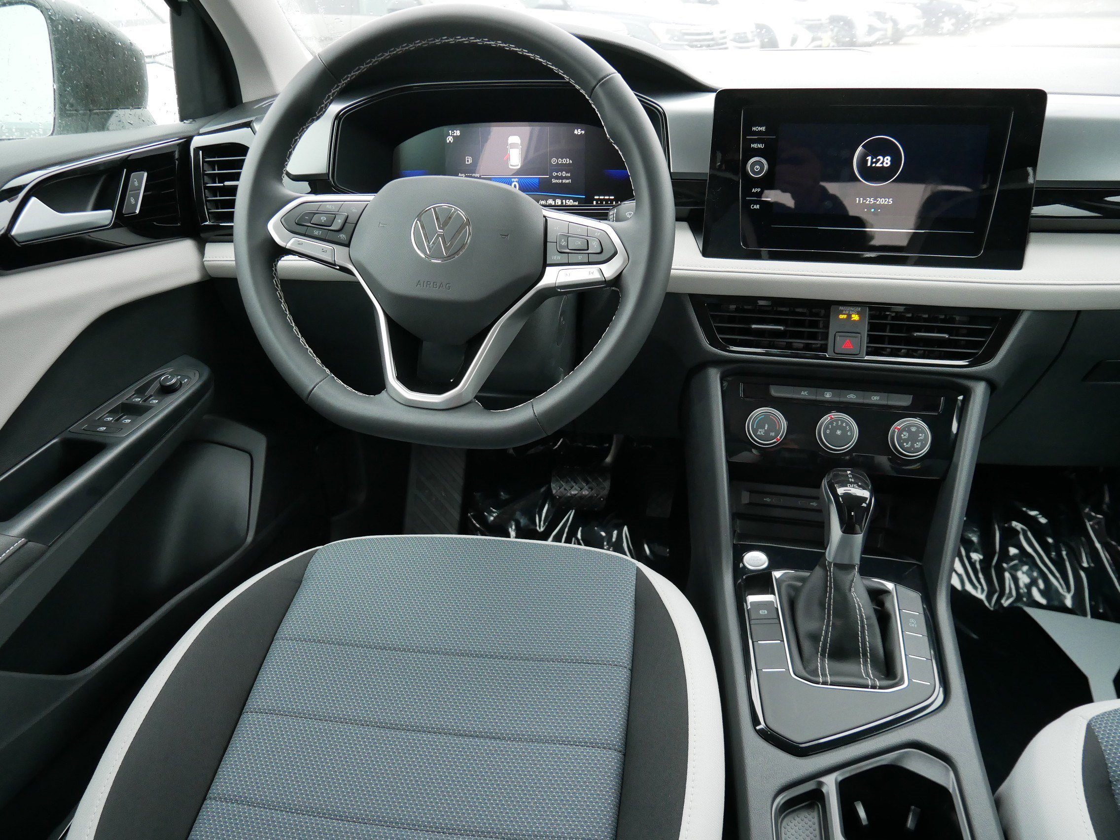 New 2026 Volkswagen Taos S FWD image 5