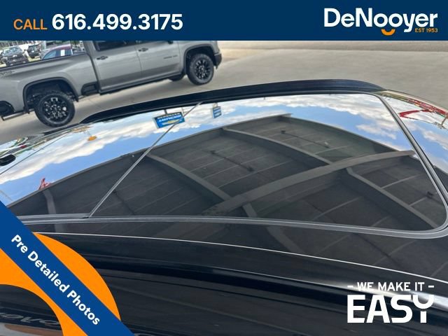 Used 2019 Porsche Macan AWD/4WD image 10