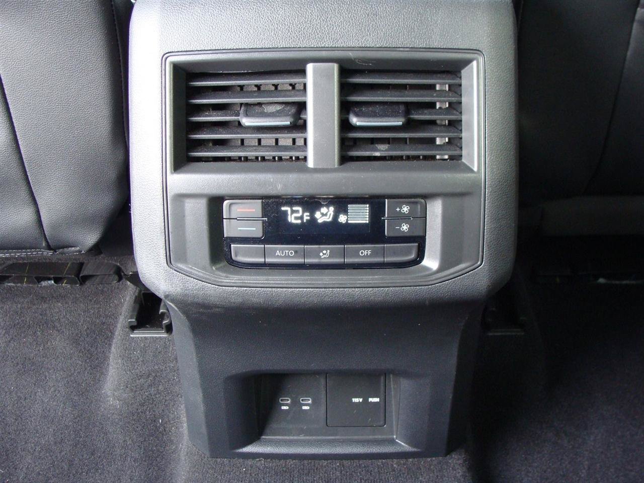 Used 2022 Volkswagen Atlas SE w/ Black Wheel Package FWD image 36