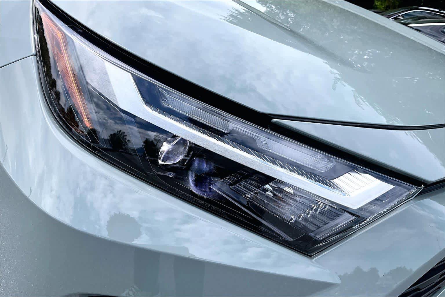 Used 2023 Toyota RAV4 XLE AWD/4WD image 27
