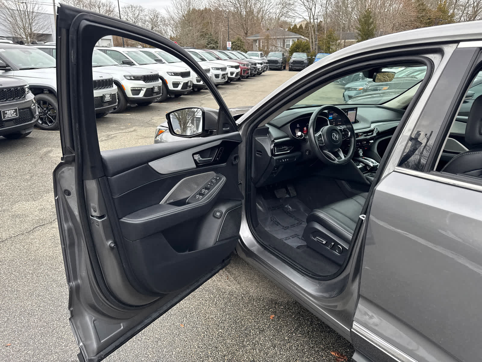 Used 2024 Acura MDX SH-AWD w/ Technology Package image 11