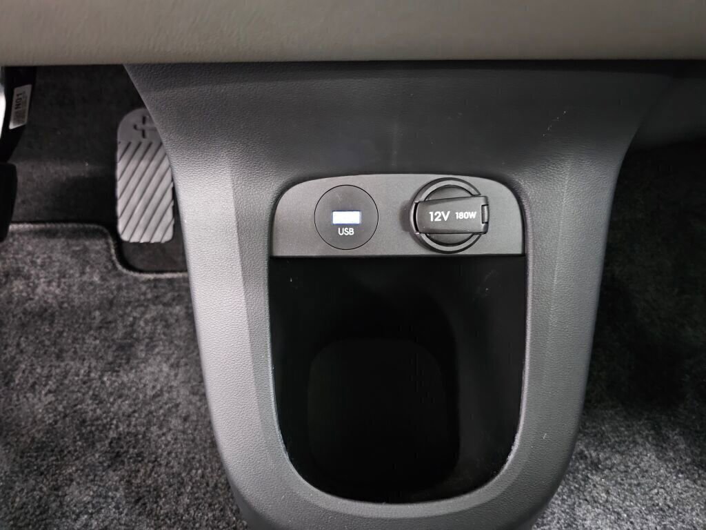 Used 2024 Hyundai Ioniq 5 Limited image 24