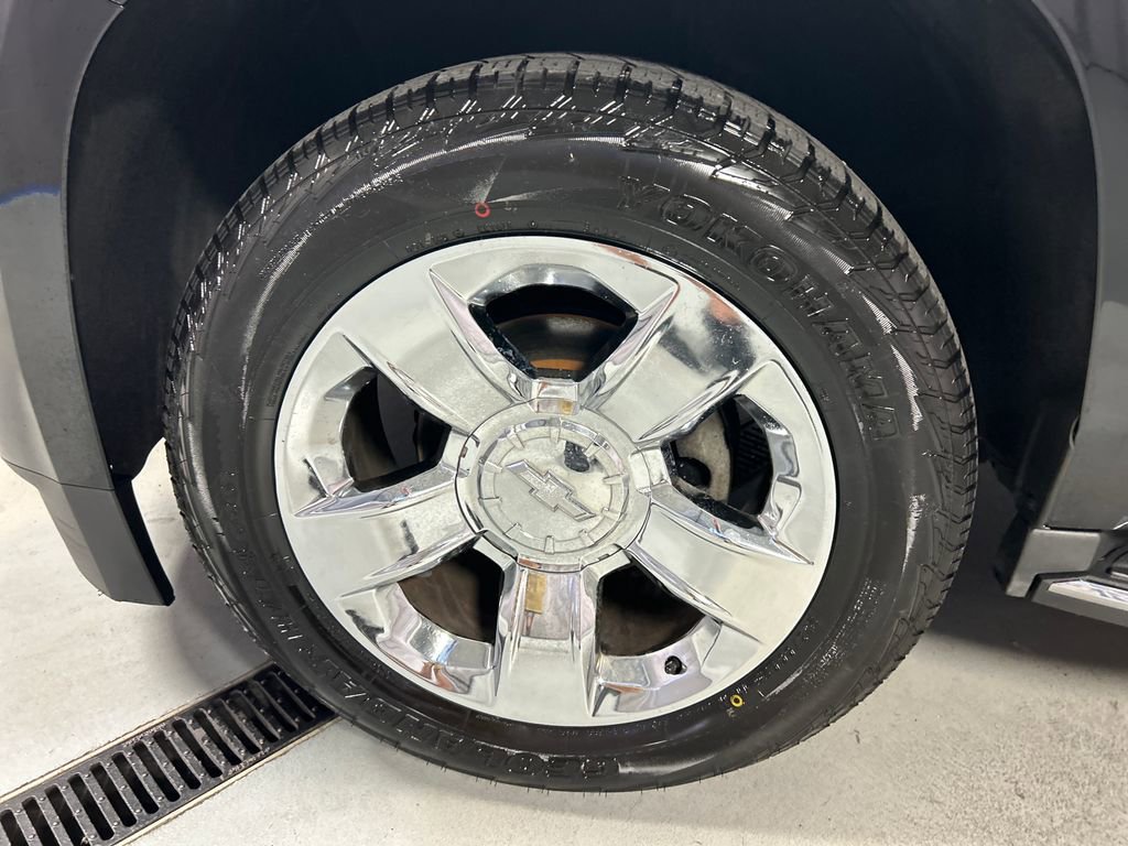 Used 2015 Chevrolet Tahoe LTZ AWD/4WD image 9