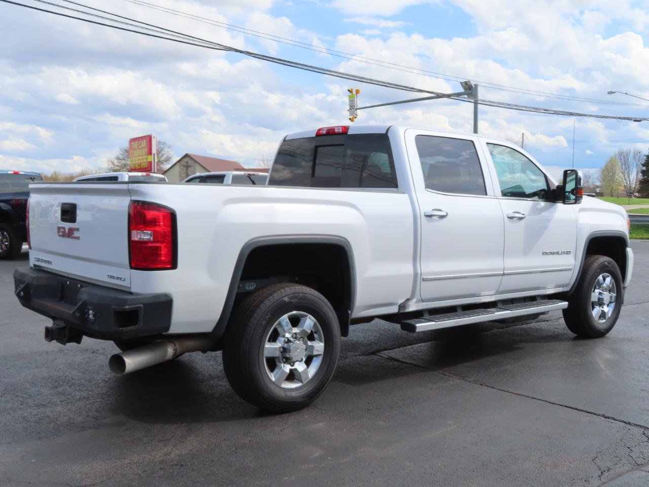 Used 2019 GMC Sierra 3500 Denali w/ Duramax Plus Package image 6