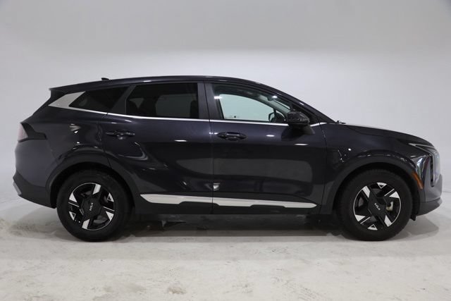 Used 2026 Kia Sportage LX FWD image 9