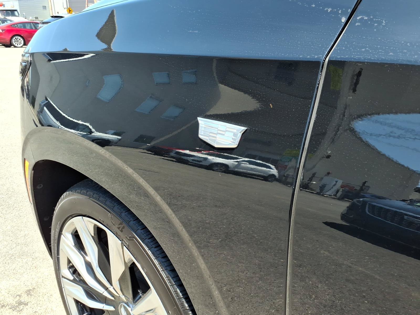 Certified 2026 Cadillac Escalade Platinum Luxury w/ LPO, Floor Liner Package AWD/4WD image 10