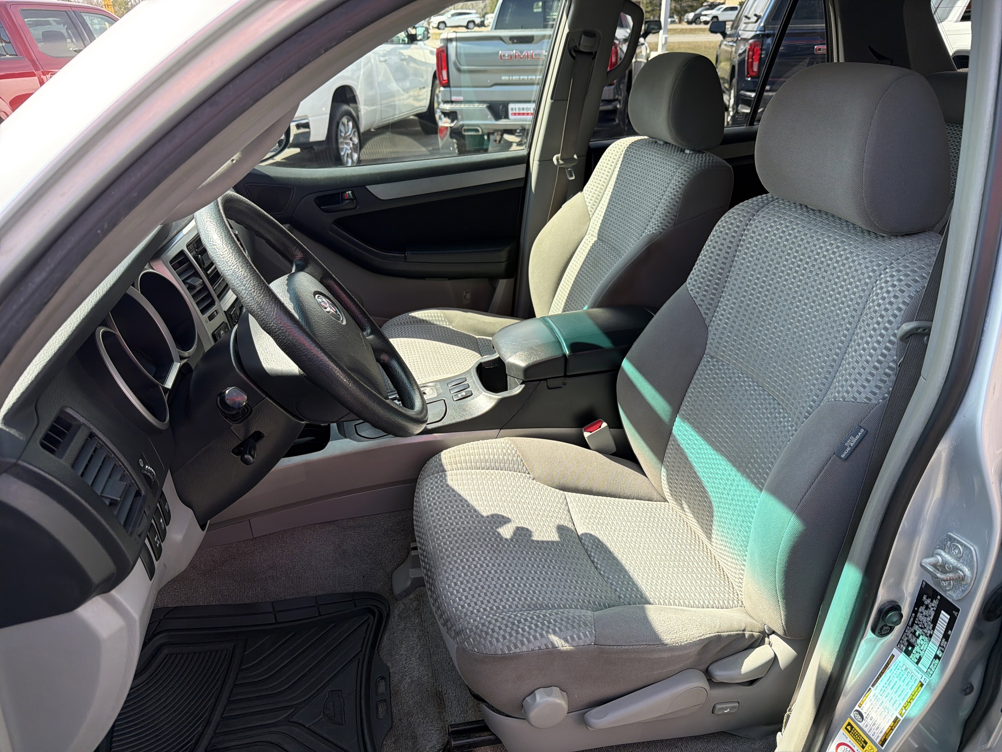 Used 2008 Toyota 4Runner Sport AWD/4WD image 9
