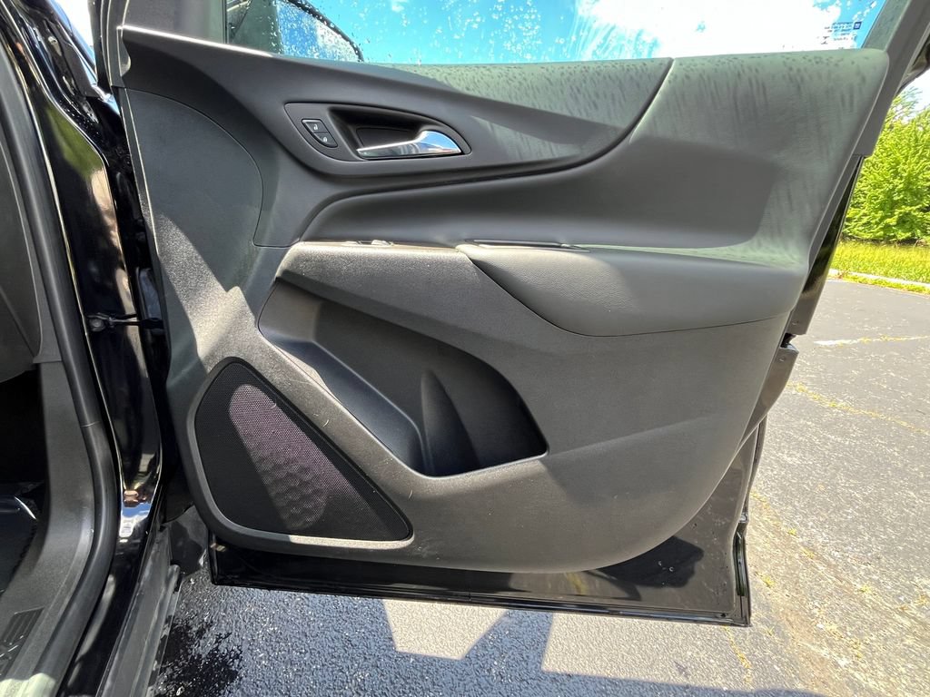 Used 2023 Chevrolet Equinox LT FWD image 21