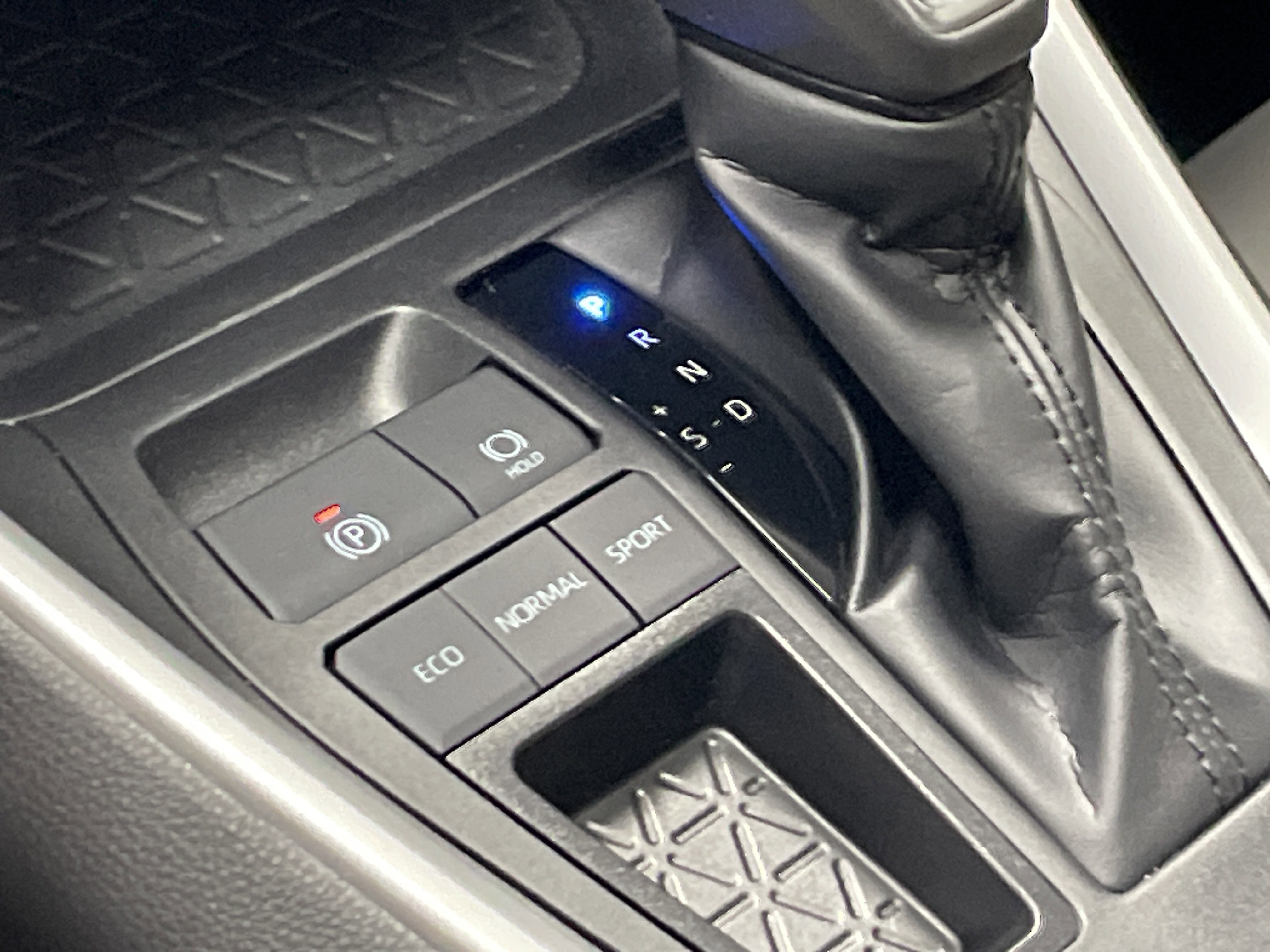 Used 2024 Toyota RAV4 XLE Premium w/ Weather Package image 29