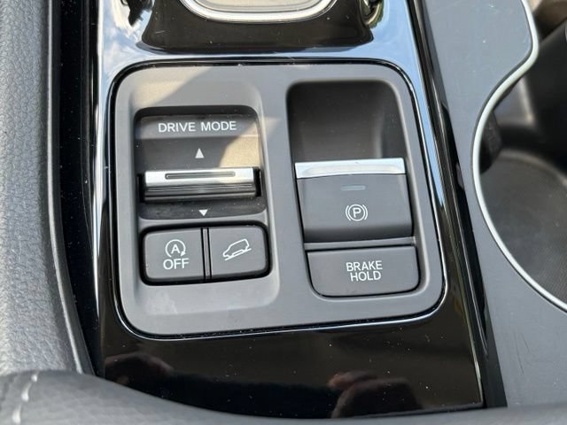 Used 2023 Honda Pilot Touring image 26