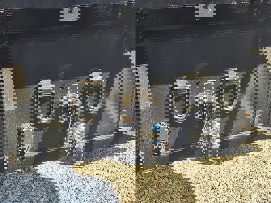 New 2025 GMC Sierra 3500 Pro w/ Convenience Package image 9