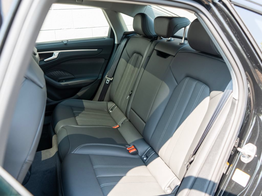 New 2026 Audi A6 Premium Plus AWD/4WD image 9
