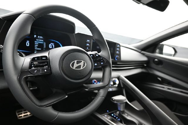 Used 2026 Hyundai Elantra Sport FWD image 10