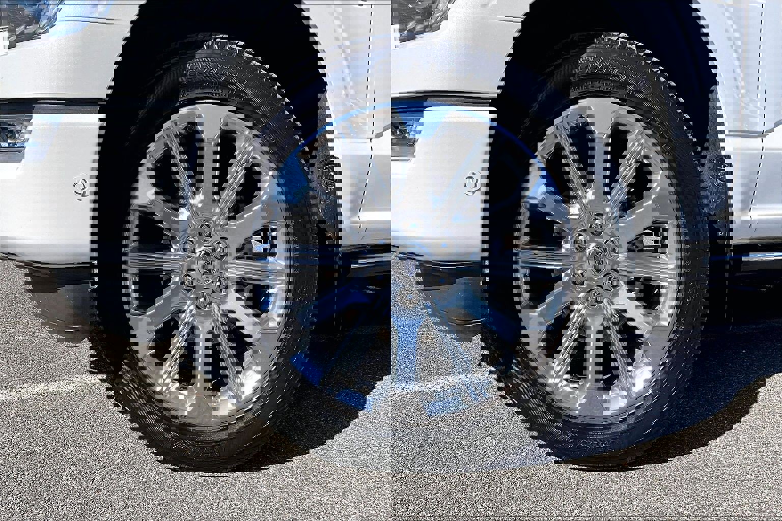 Used 2022 Ford F150 Limited image 9