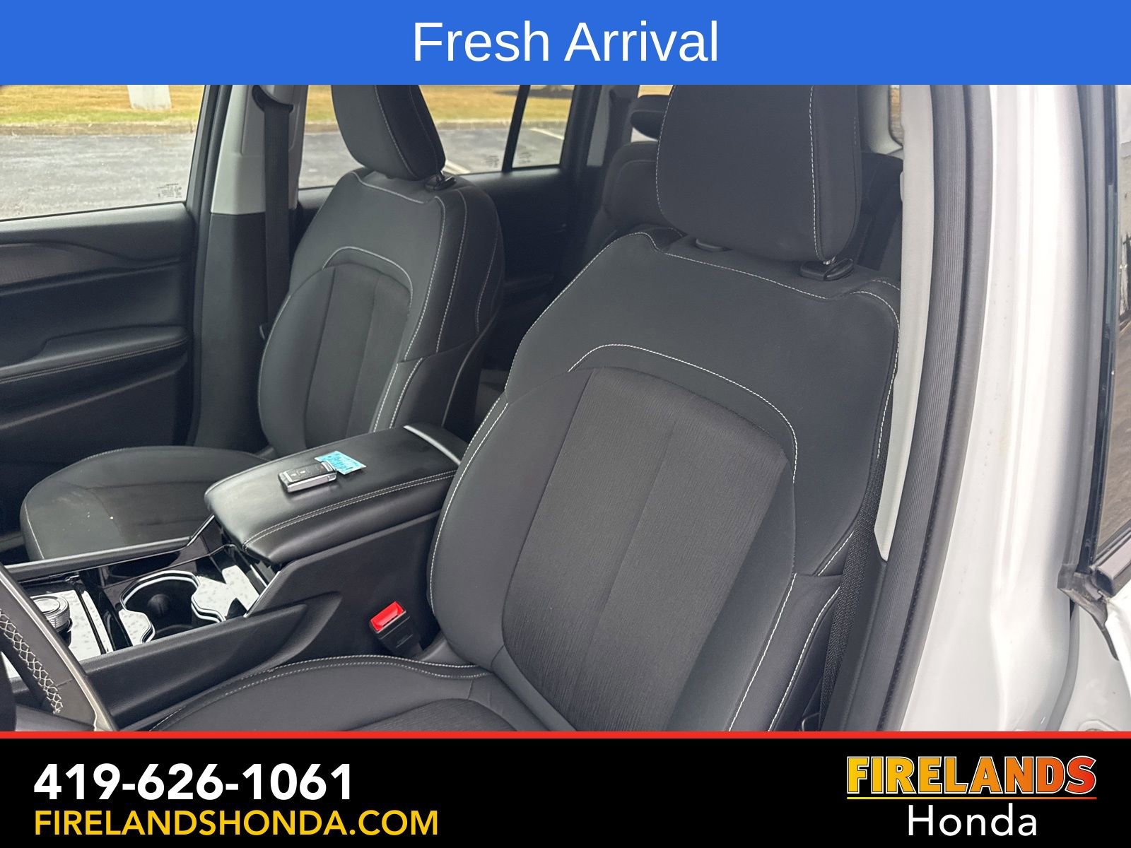 Used 2023 Jeep Grand Cherokee Laredo image 15