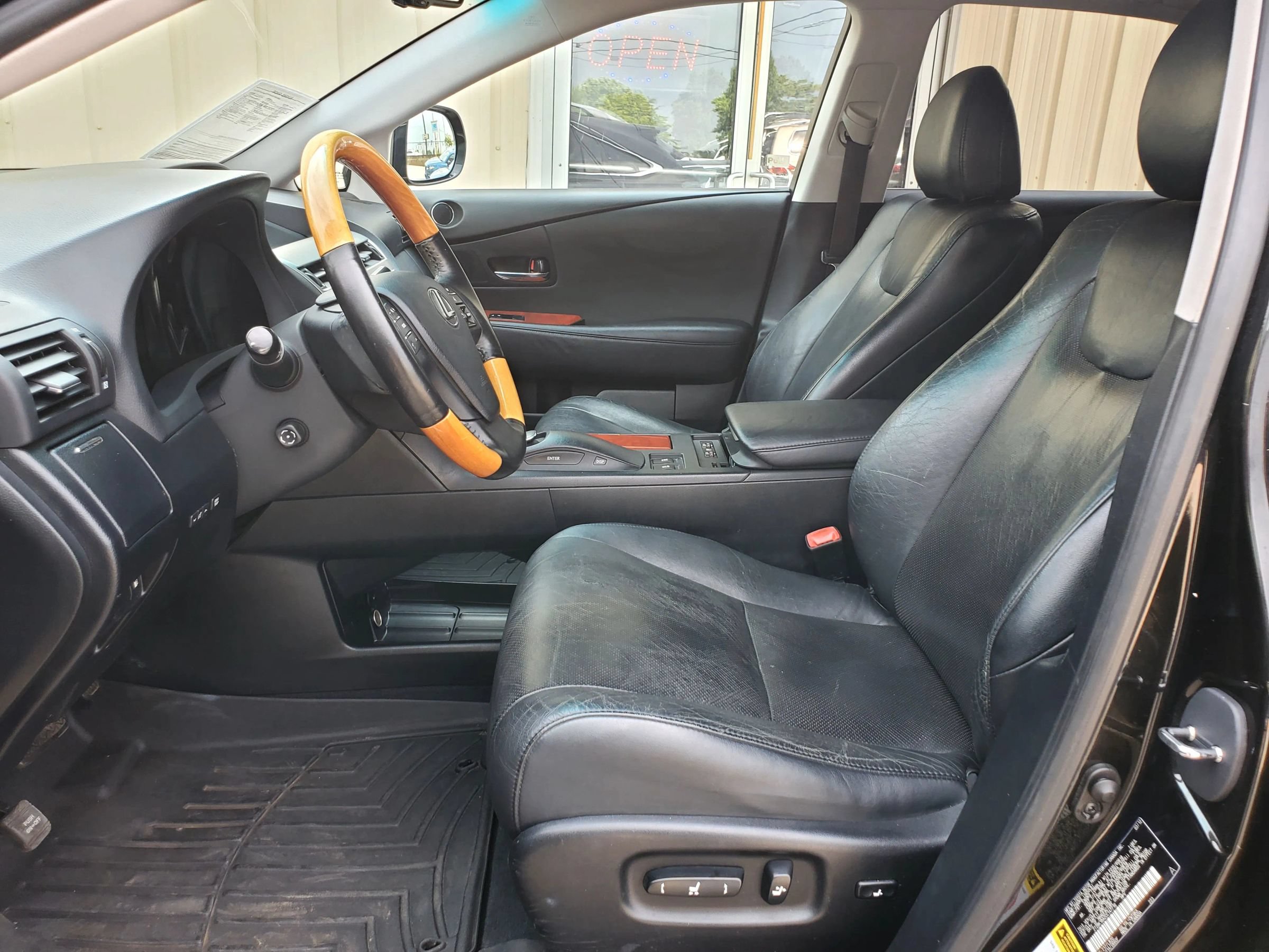 Used 2012 Lexus RX 350 AWD w/ Premium Pkg image 4