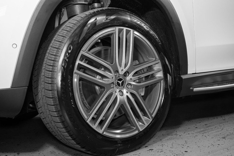 New 2026 Mercedes-Benz GLS 450 4MATIC image 31