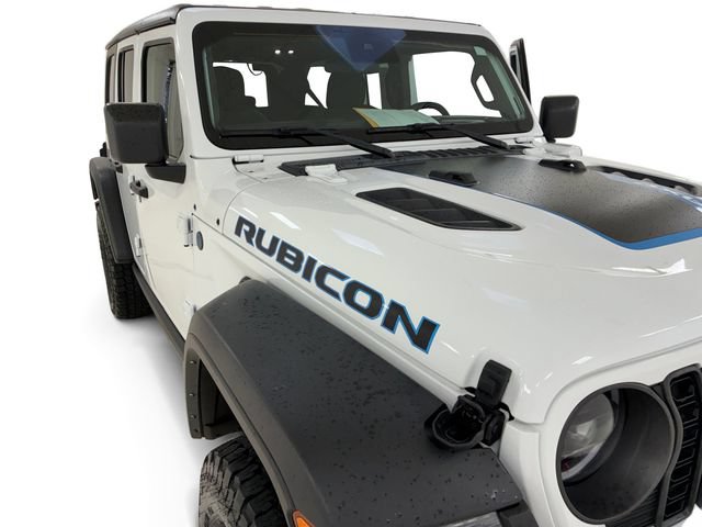 Used 2024 Jeep Wrangler Unlimited Rubicon 4xe AWD/4WD image 11