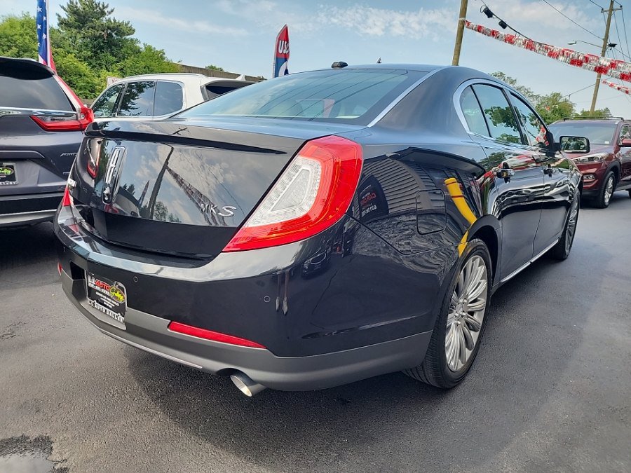 Used 2014 Lincoln MKS w/ Equipment Group 101A FWD image 3