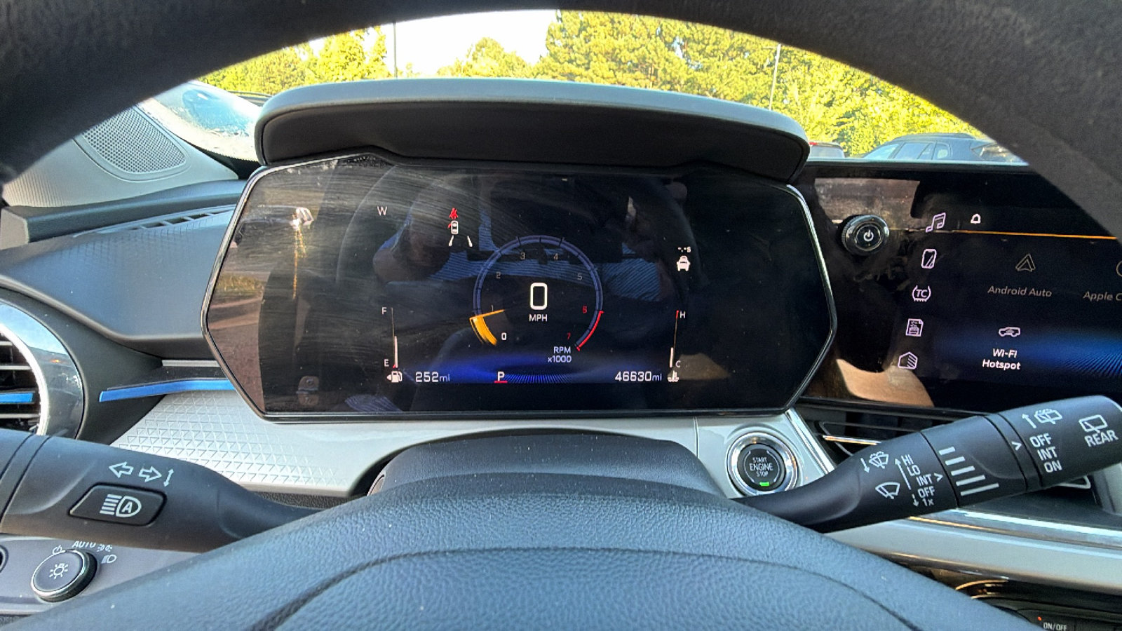 Used 2025 Chevrolet Trax LT FWD image 26