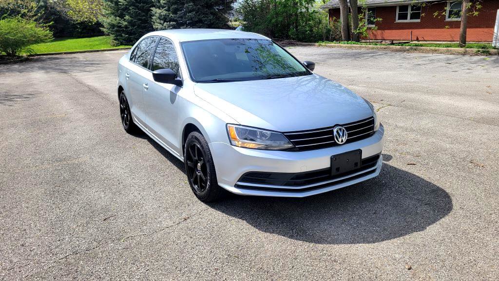 Used 2015 Volkswagen Jetta S image 1