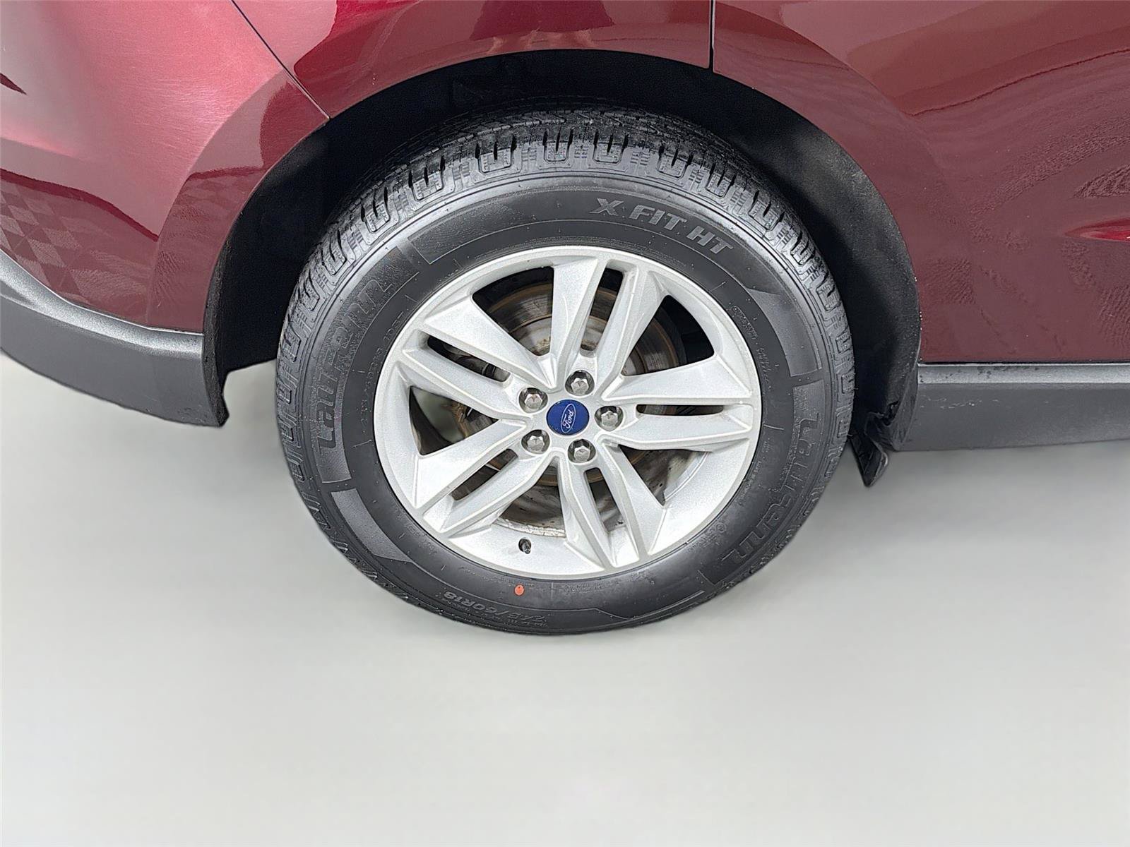 Used 2017 Ford Edge SEL w/ Equipment Group 201A AWD/4WD image 35