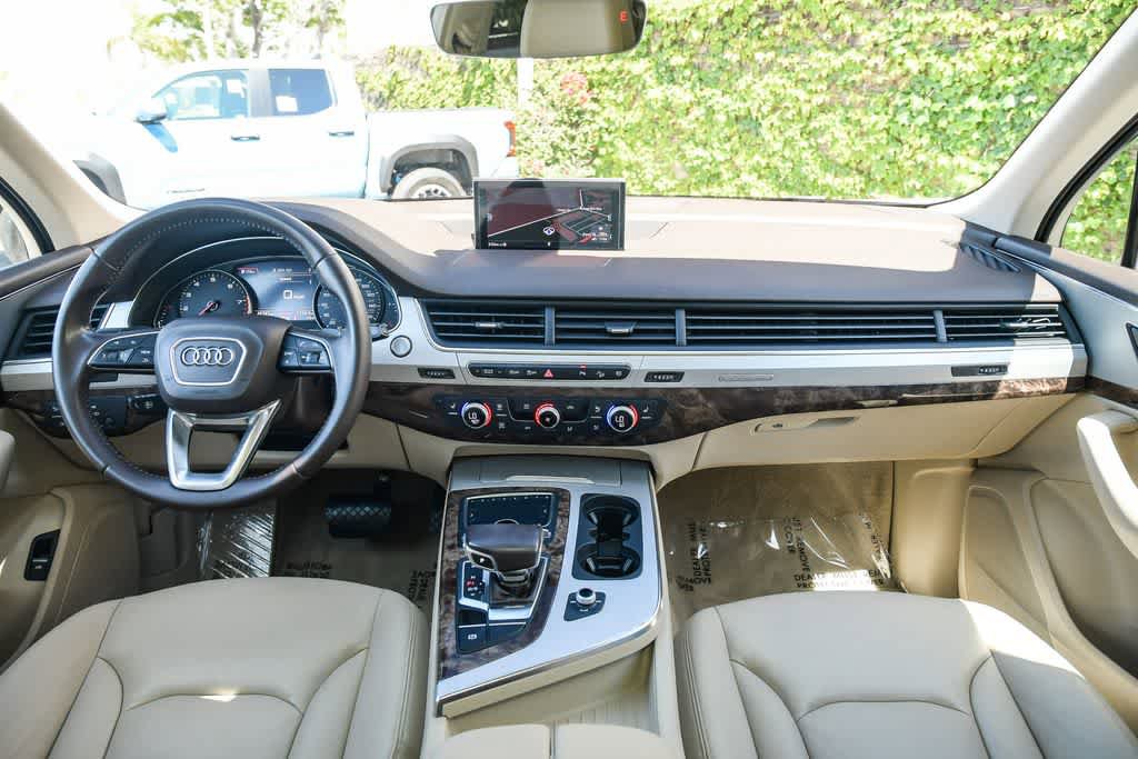 Used 2018 Audi Q7 2.0T Premium AWD/4WD image 14