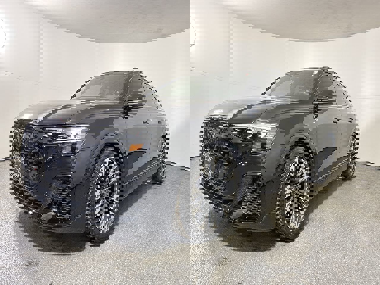 Used 2025 Audi Q8 Premium Plus w/ Premium Plus Package image 31