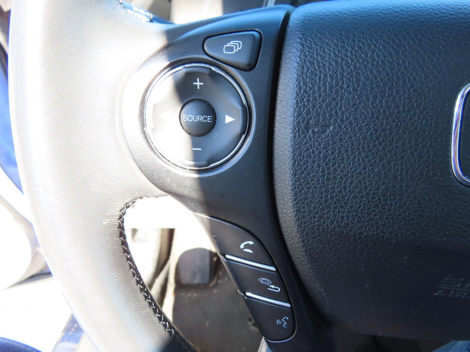 Used 2013 Honda Accord EX-L image 19