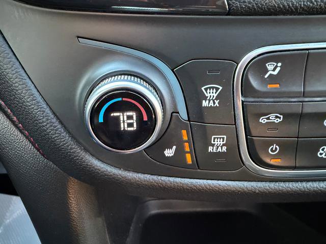 Used 2022 Chevrolet Equinox RS w/ RS Leather Package AWD/4WD image 23