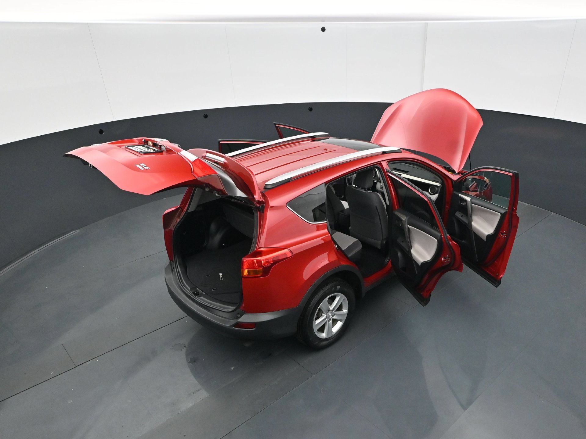 Used 2014 Toyota RAV4 XLE AWD/4WD image 41