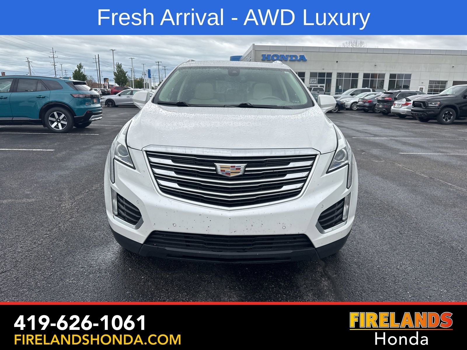 Used 2017 Cadillac XT5 Luxury w/ Driver Awareness Package image 10
