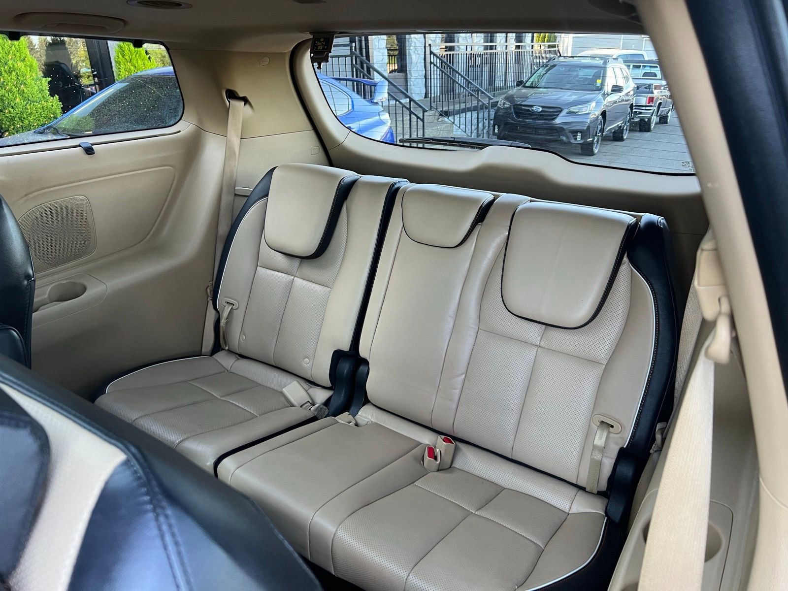 Used 2016 Kia Sedona SX Limited FWD image 27