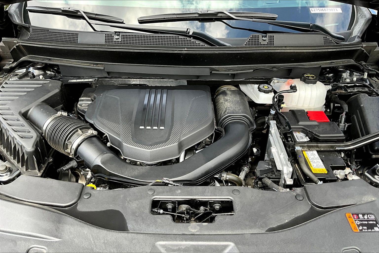 Used 2025 Chevrolet Traverse LT w/ Enhanced Driving Package AWD/4WD image 31