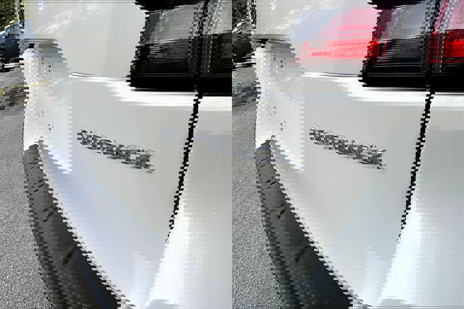 Used 2020 Subaru Outback image 9