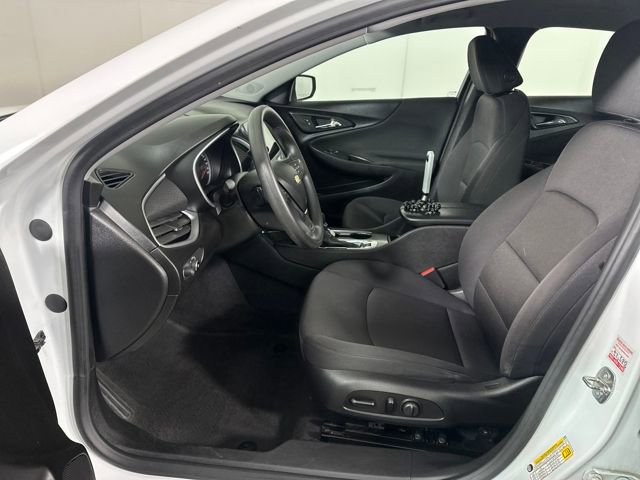 Used 2023 Chevrolet Malibu LT image 11