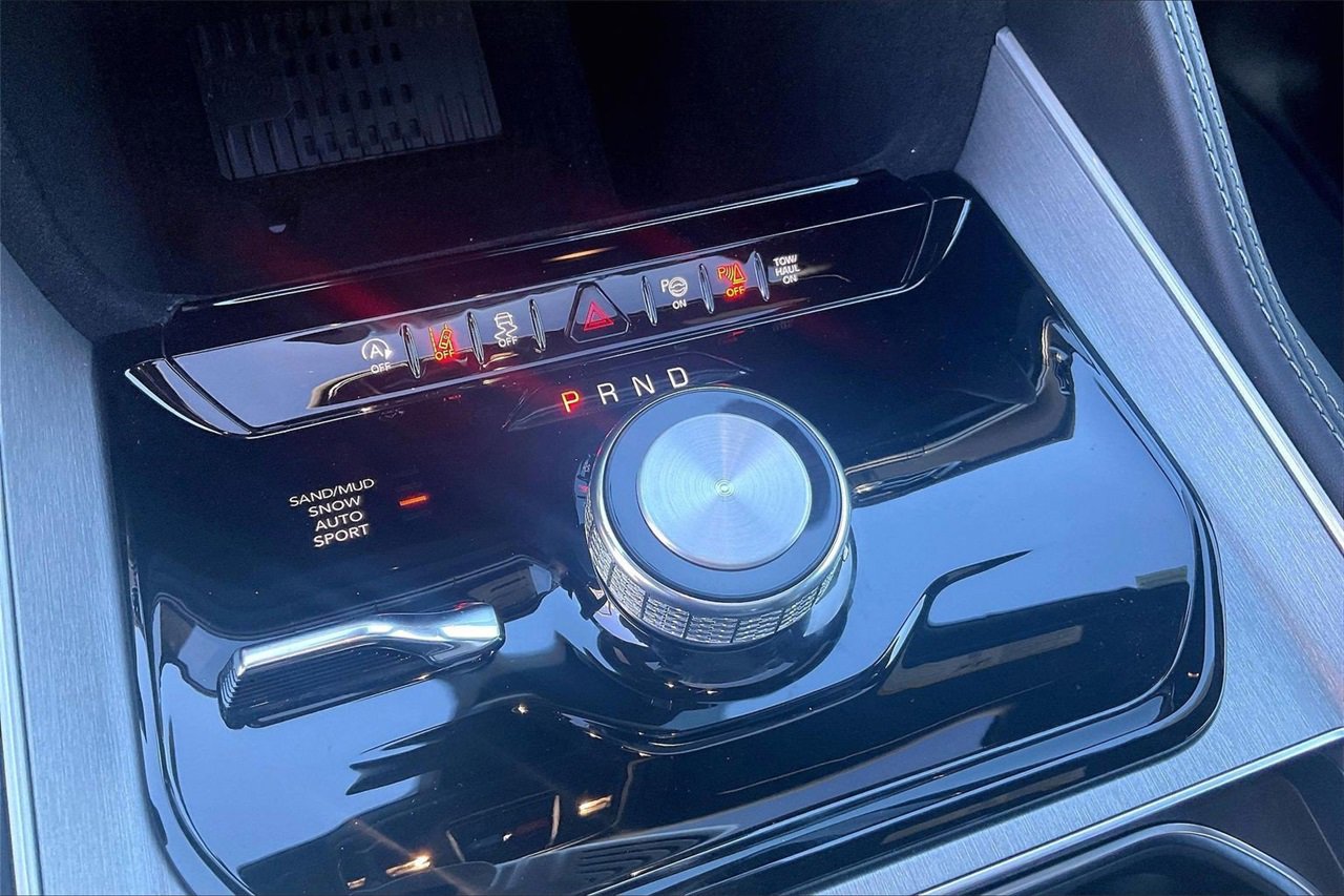 New 2026 Jeep Grand Wagoneer w/ Premium Group I image 33