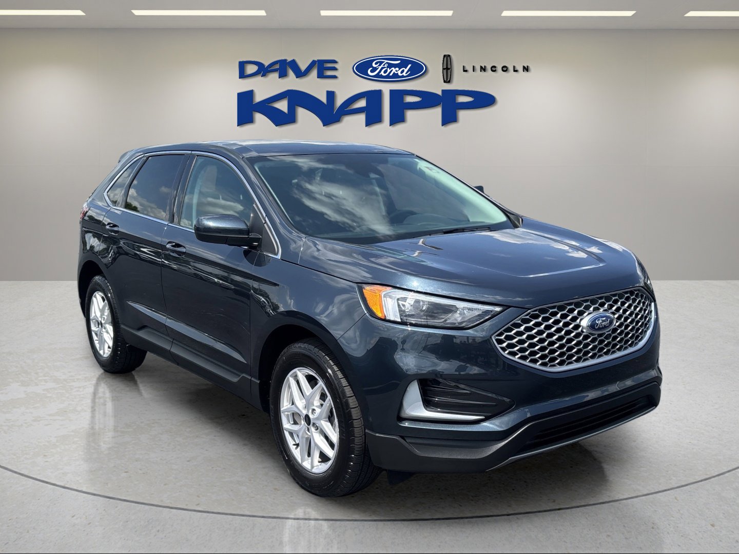 Used 2023 Ford Edge SEL