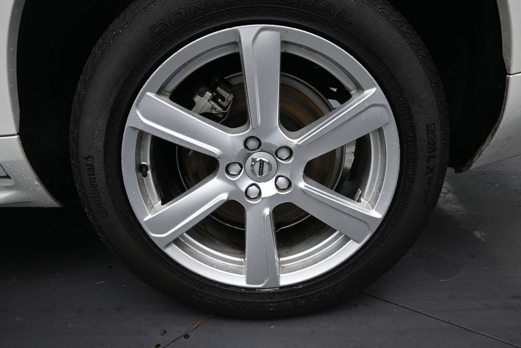 Certified 2022 Volvo XC90 T5 Momentum FWD image 9
