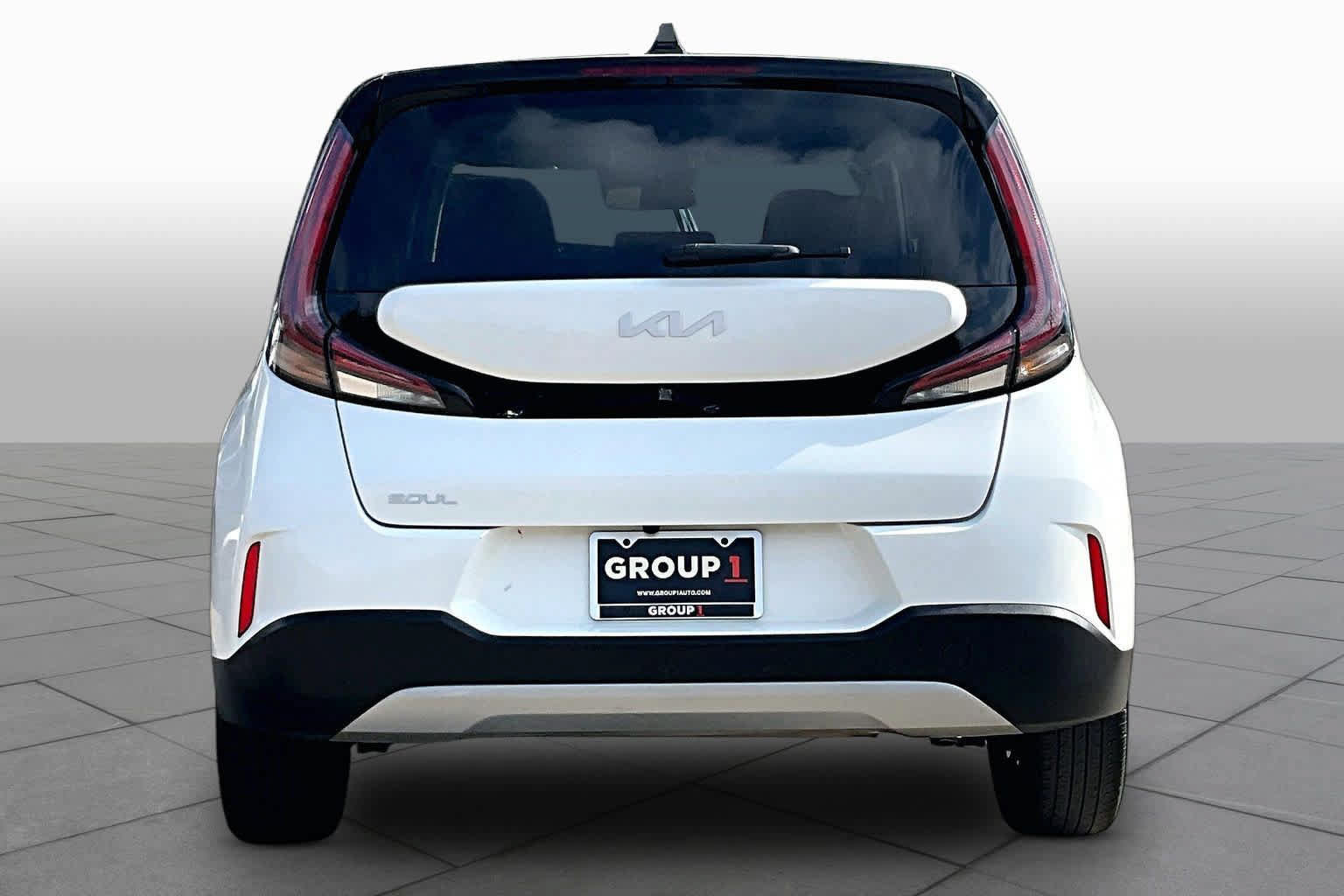 Used 2023 Kia Soul LX FWD image 5
