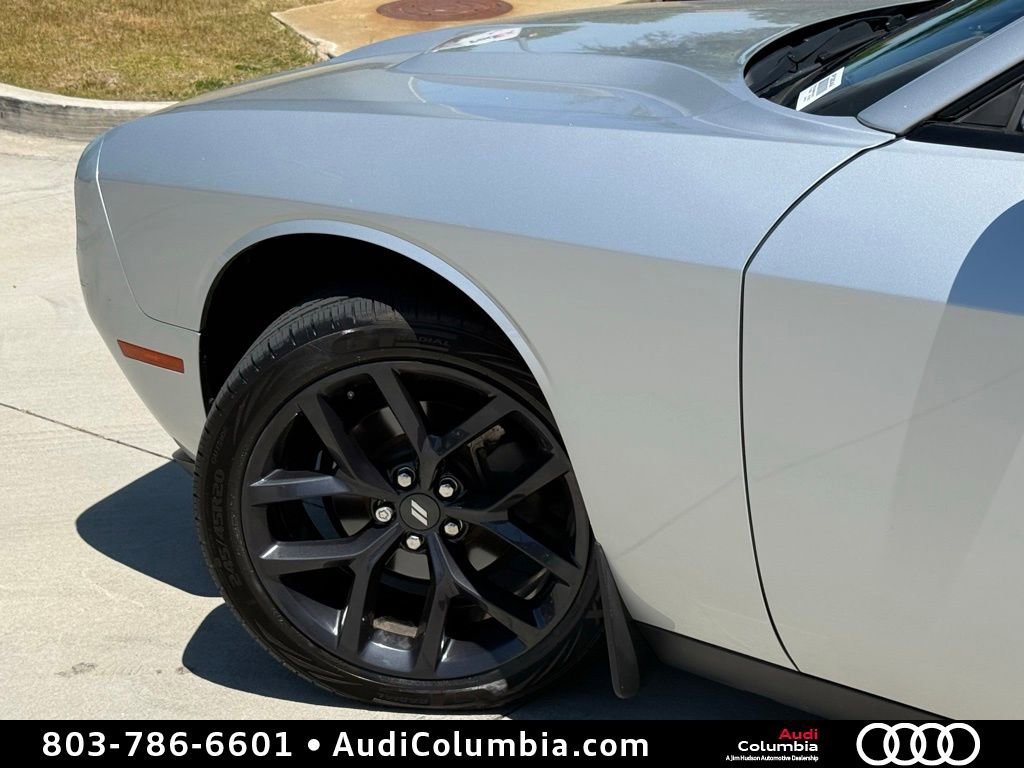 Used 2021 Dodge Challenger SXT w/ Blacktop Package image 7