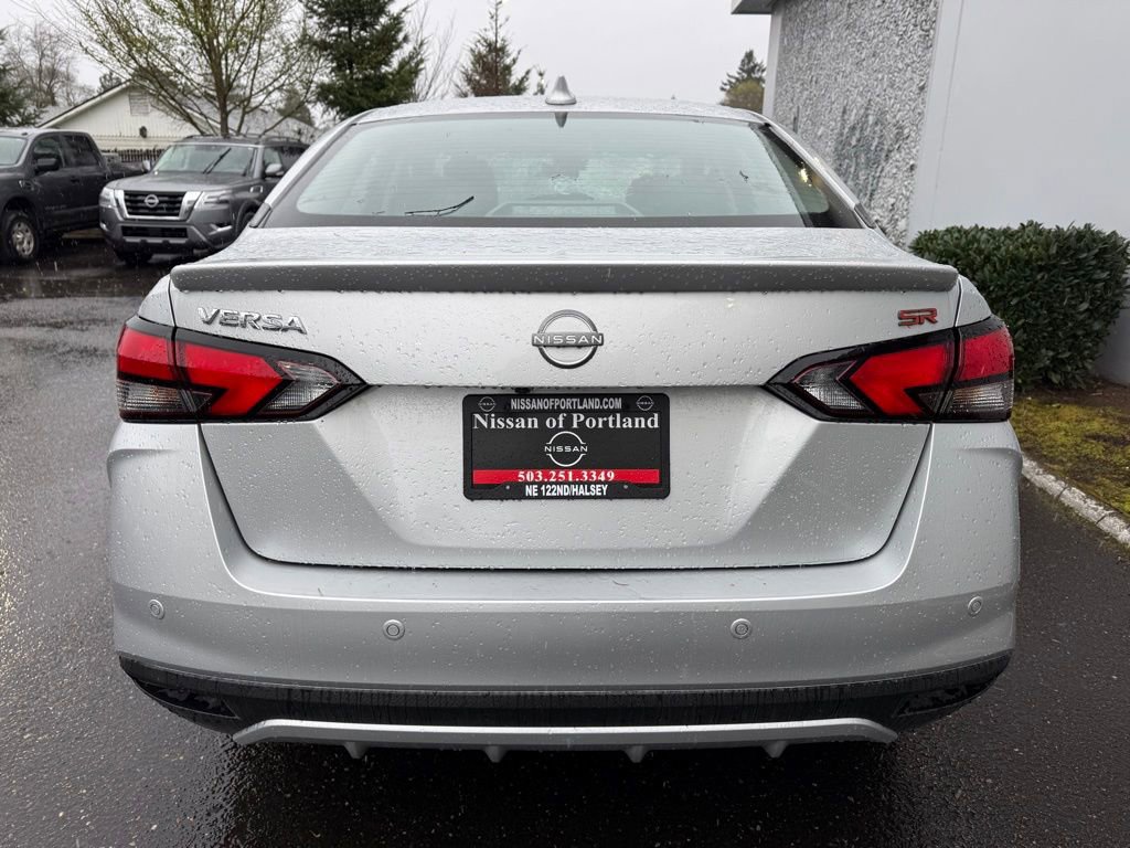 New 2025 Nissan Versa SR w/ Trunk Package FWD image 7