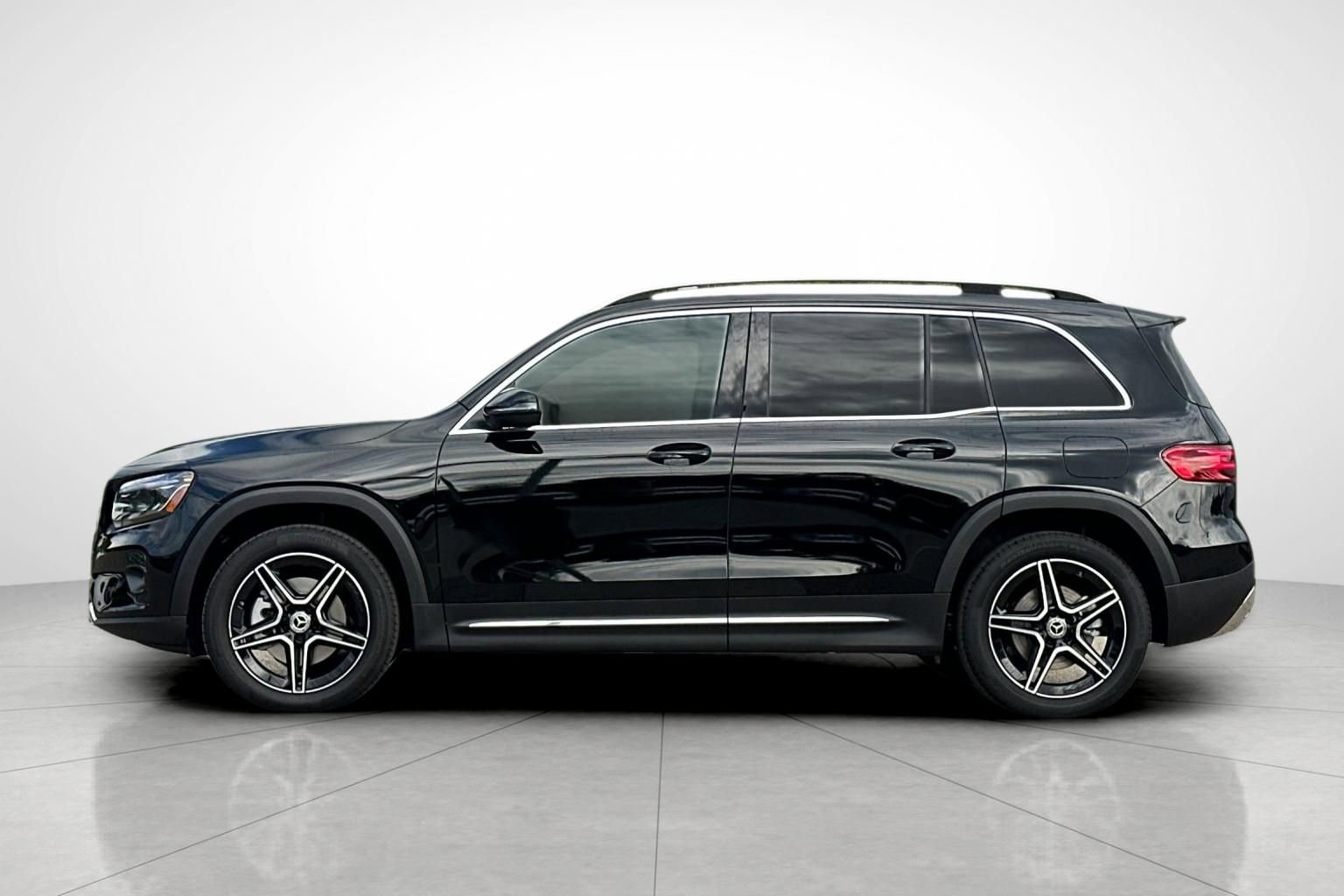 New 2026 Mercedes-Benz GLB 250 image 29