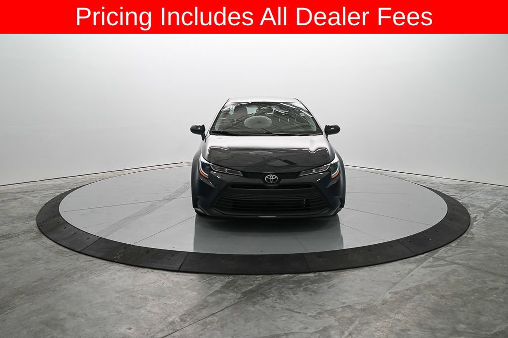 Used 2026 Toyota Corolla LE FWD image 3