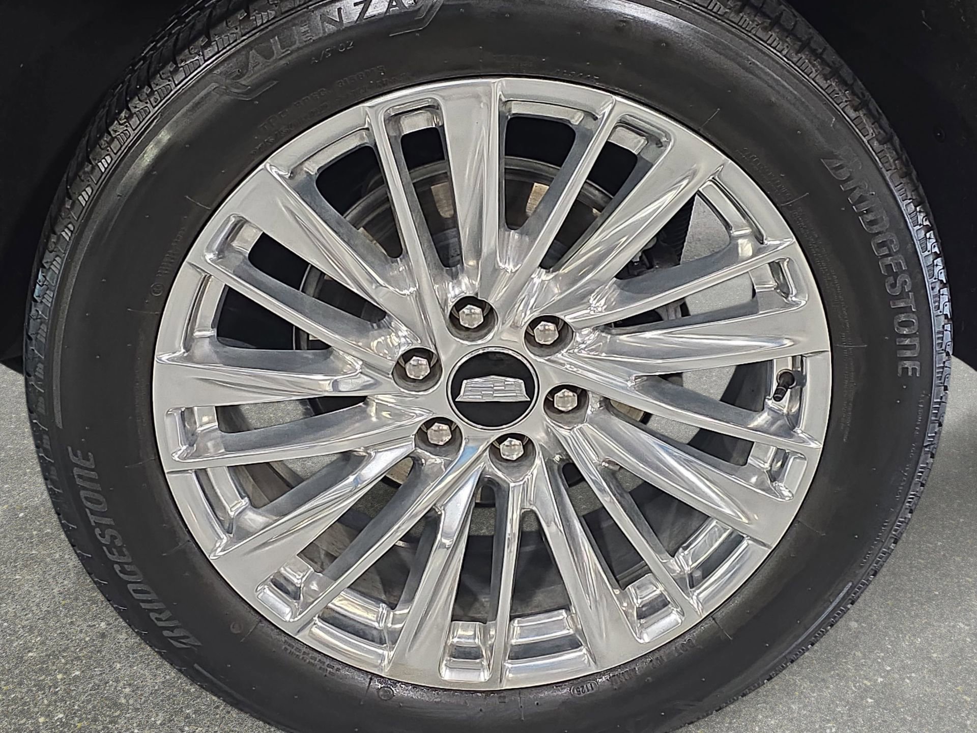 Used 2025 Cadillac Escalade Premium Luxury w/ Touring Package image 32