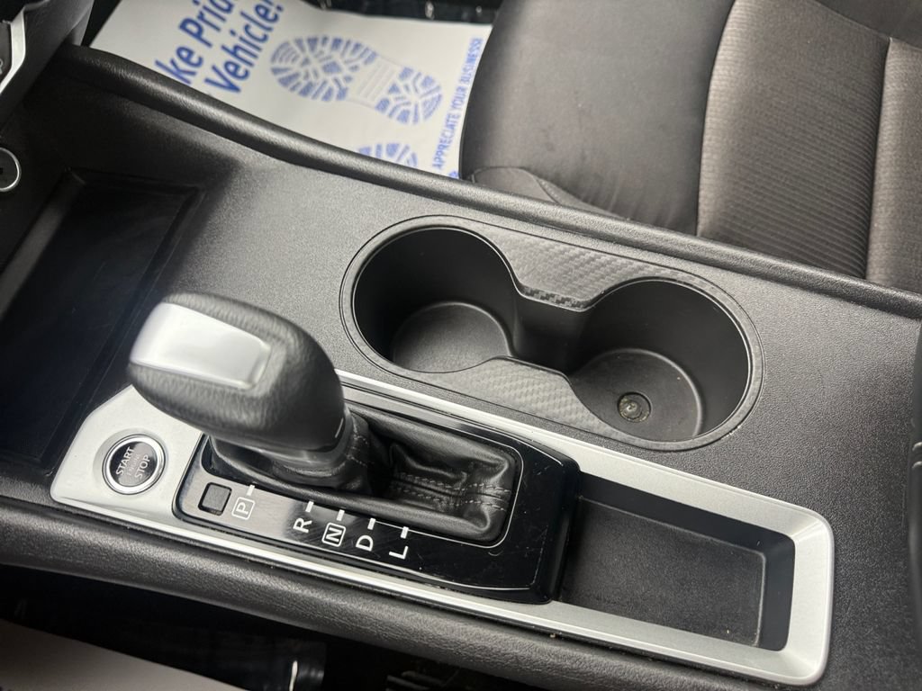Used 2025 Nissan Altima 2.5 SV FWD image 38